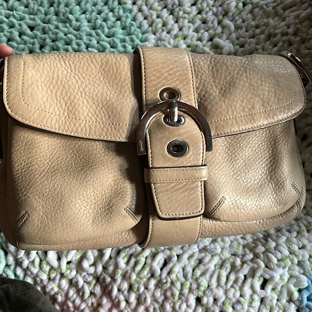 Coach Hampton Soho Ivory Shoulder Crossbody Bag